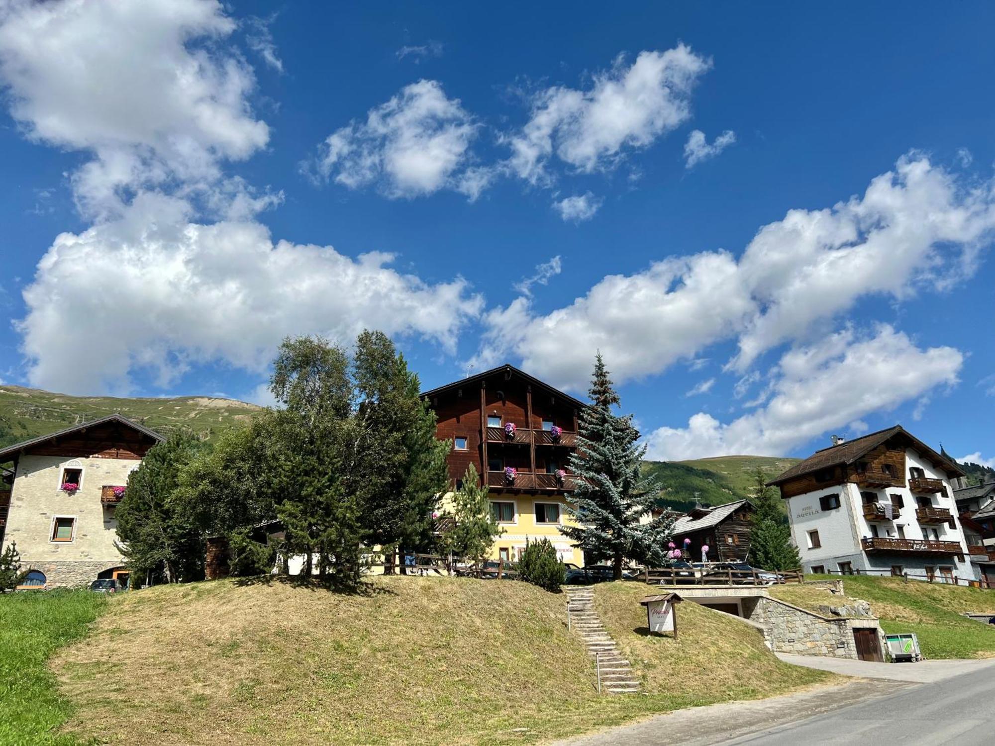 Hotel Primula Ливиньо Екстериор снимка