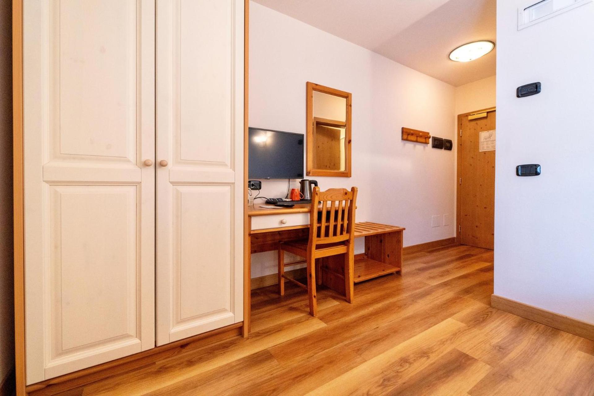 Hotel Primula Ливиньо Екстериор снимка