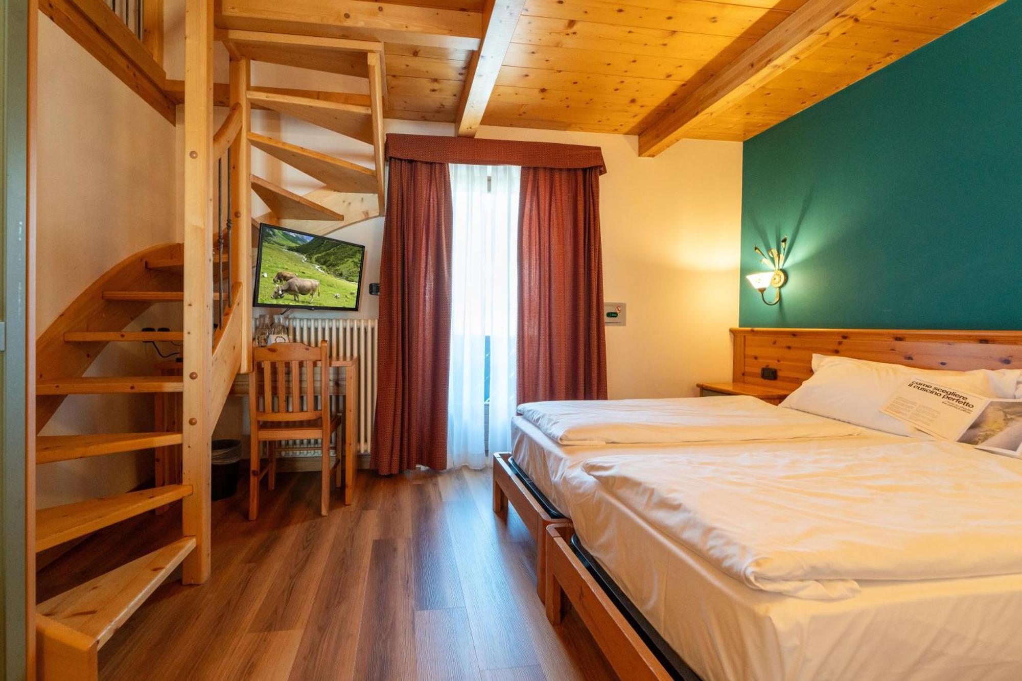 Hotel Primula Ливиньо Екстериор снимка