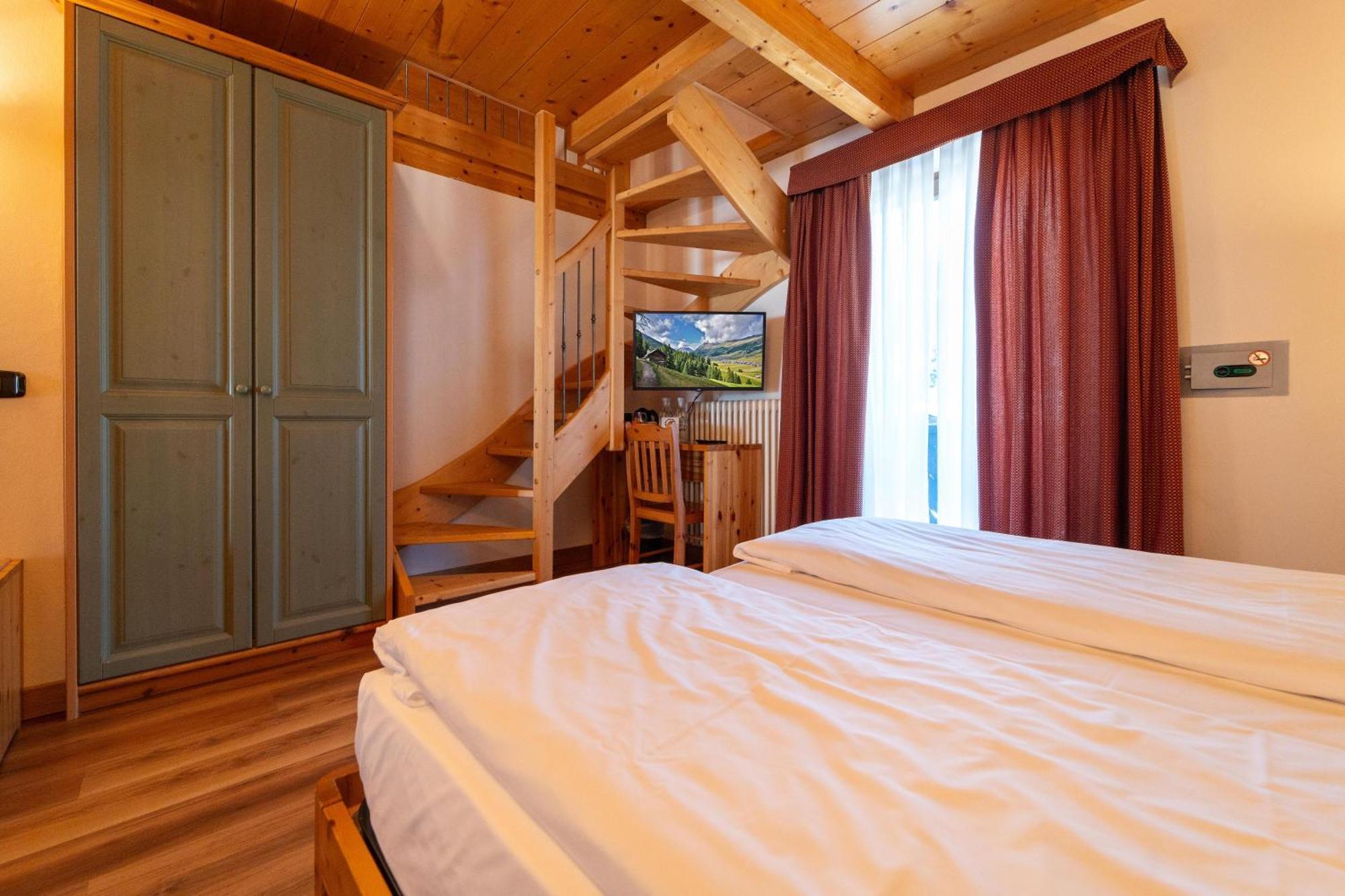Hotel Primula Ливиньо Екстериор снимка