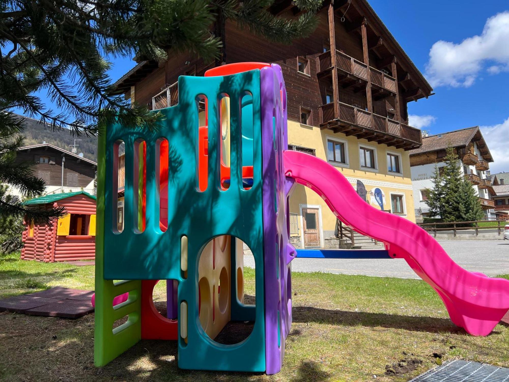 Hotel Primula Ливиньо Екстериор снимка